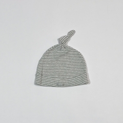 TALLE 0/3 MESES - GORRO ALGODON NUDO GRIS RAYAS BLANCAS - GAP - comprar online