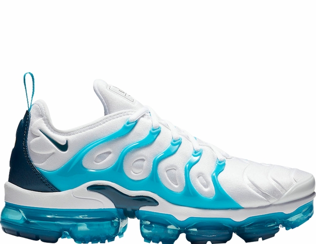 Vapormax green hotsell and blue
