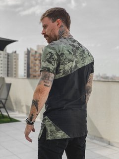 Camiseta DESERT BLACK CAMO - Loja Macho Moda