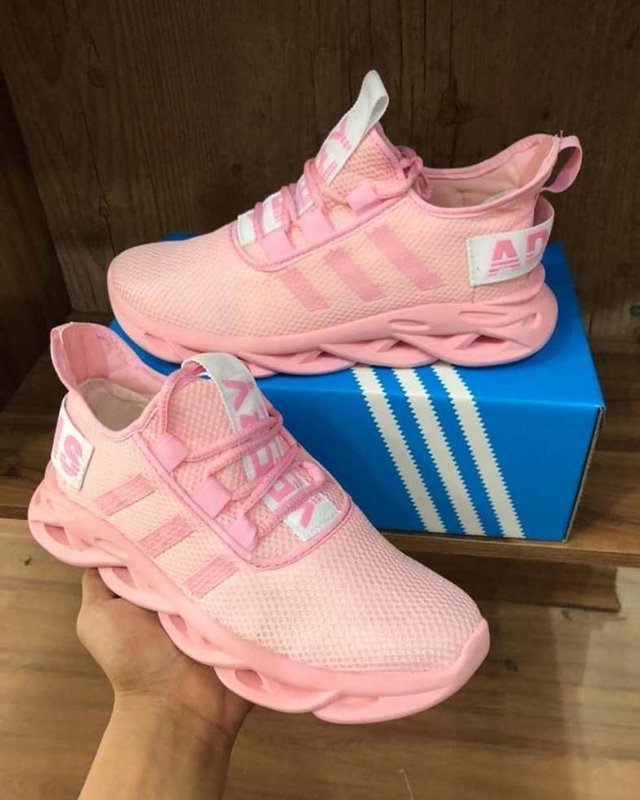 Tenis adidas puntual yeezy maverick