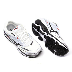 Tênis Mizuno Wave Creation 20