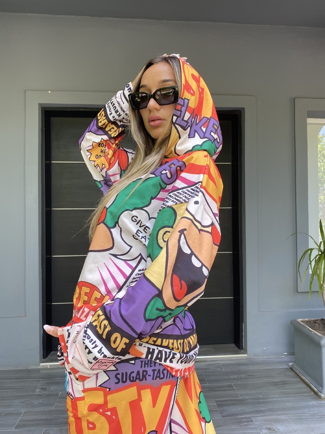 Buzo Oversize Cheetos copia Buy in Marina Bou
