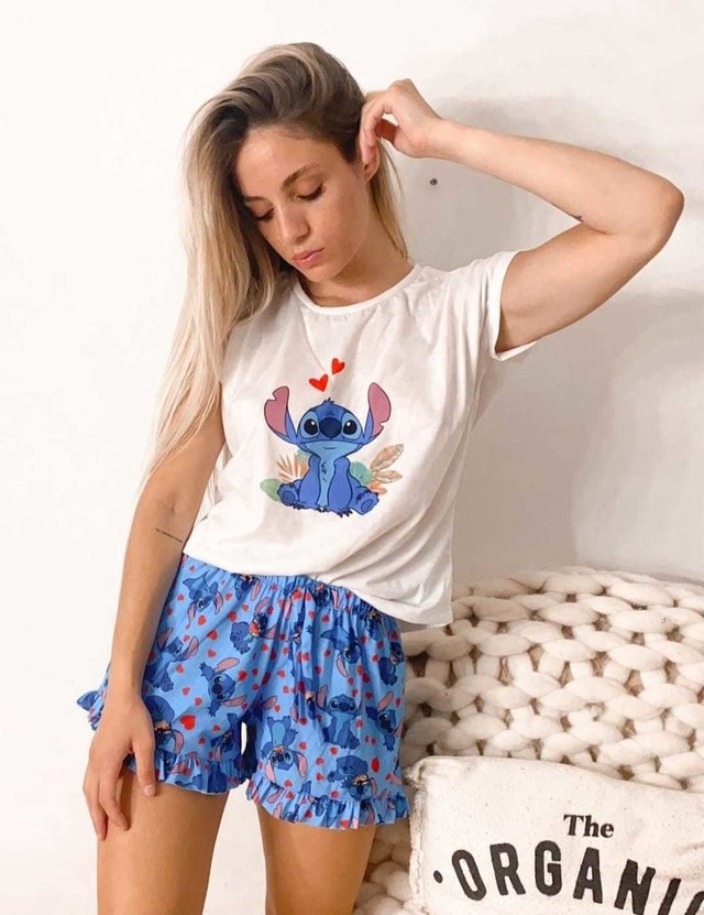 Chicas en pijama corto sale