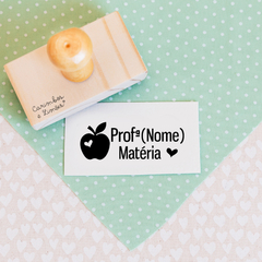 Carimbo maçã Prof° com nome e matéria personalizados - comprar online