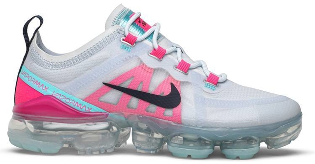 Nike cheap pink grey