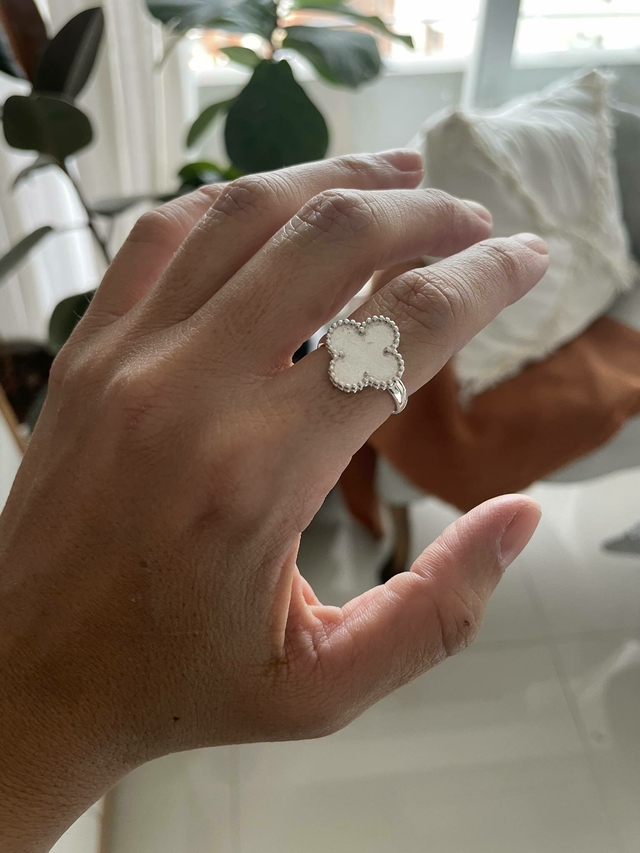 Anillo Trebol Plata El Mercadito de Accesorios