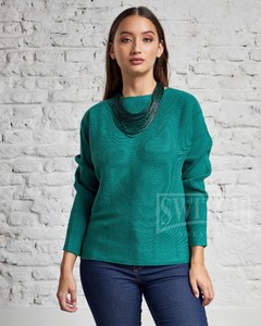 9046 / Sweater Cuello Redondo Tramado en internet