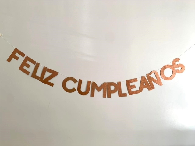 Pancarta Feliz Cumpleaños, plateado