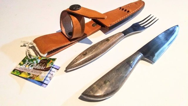 SENBON Juego de cuchillos y tenedores para carne 2 cuchillos 2 tenedores  práctico cuchillo de fruta y tenedor cuchillo de ensalada y tenedor de  color