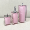 Kit de banheiro 3 peças em resina cristal rosa com cromado