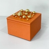 Caixa Decorativa terracota p com bolas douradas