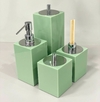 Kit de banheiro 4 peças em resina Verde Celadon com cromado