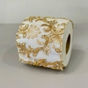 Capa de papel higienico dourada com padrarias