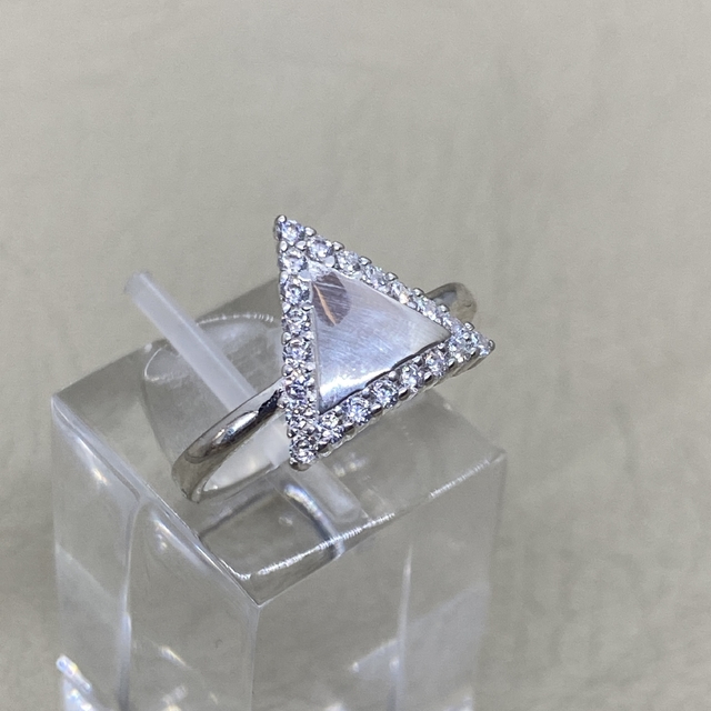 Anillo triangulo plata hotsell