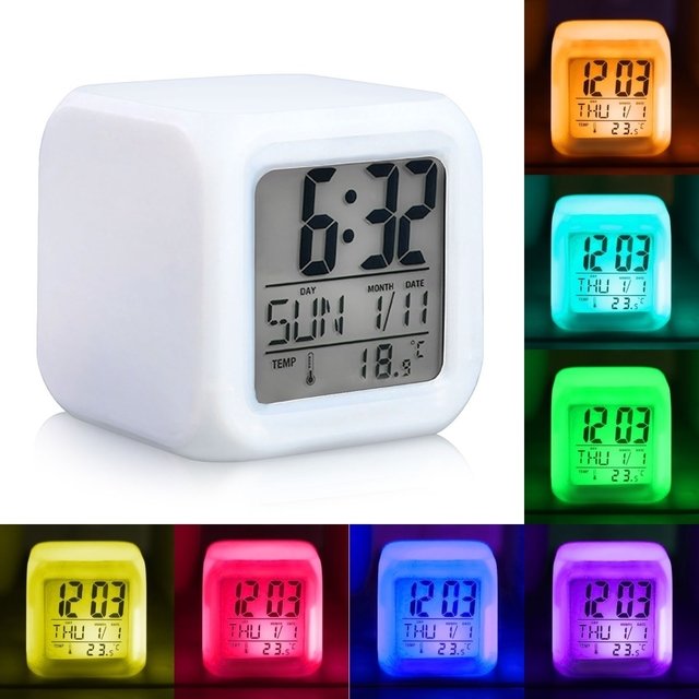 Reloj despertador cubo de led Comprar en Cocos Velas