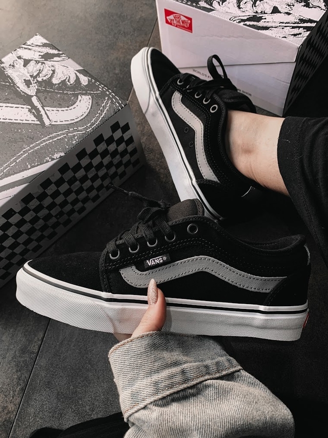 Tênis Vans Chukka Low Skate Sidestripe Preto Cinza