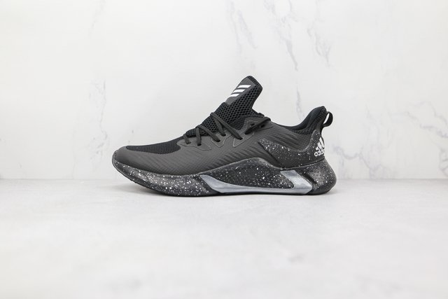 Adidas AlphaBounce 'Black' - Comprar en DAIKAN