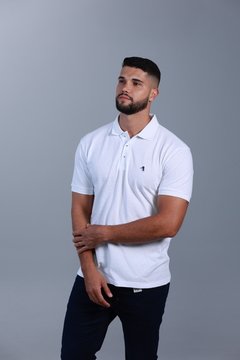 Camisa Polo Básica Piquet Branco 0010 na internet