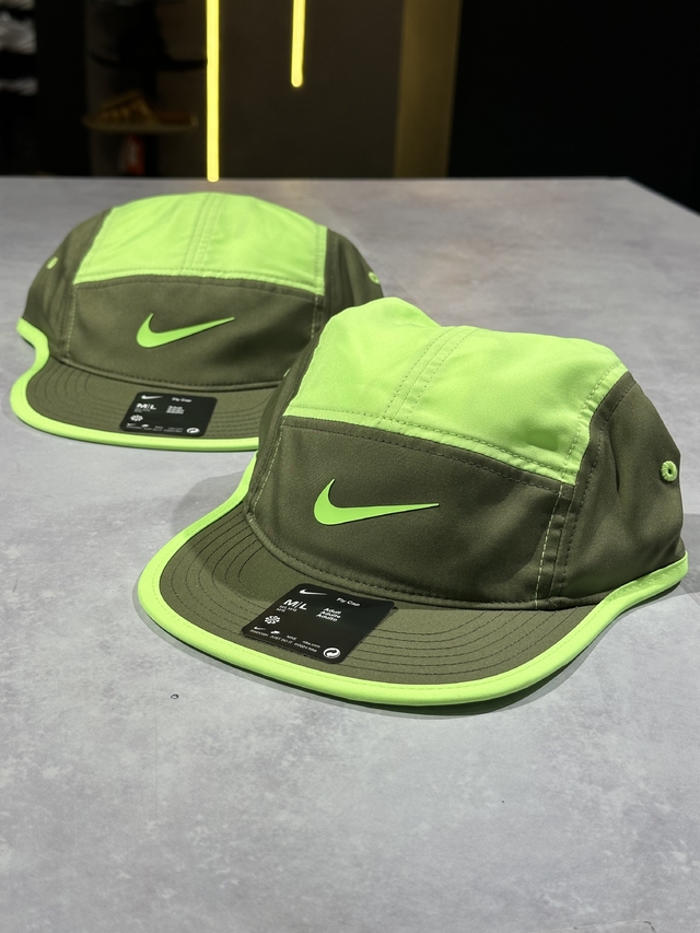 Bone Nike five panel www.alohaoutlett .br