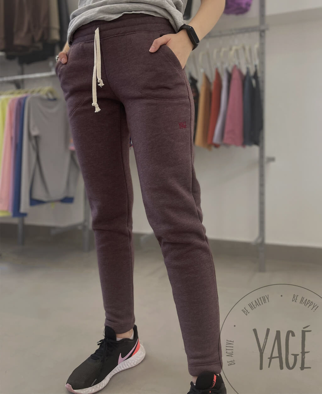Jogging RENATA Trufa YAG Ropa Deportiva y Urbana