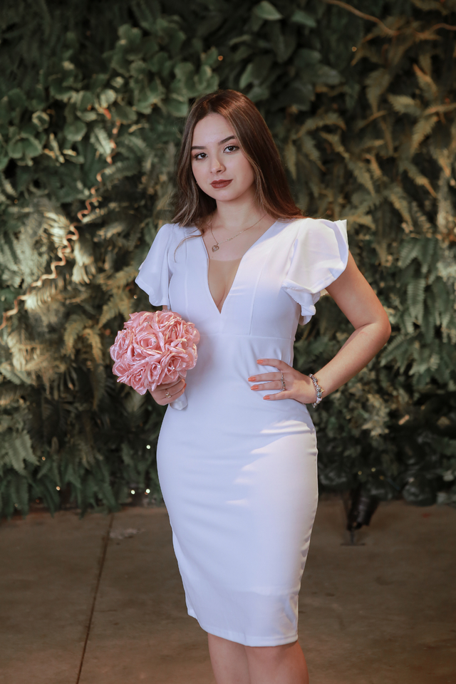 Vestido Branco para noivas no civil, cartorio noivado. (Uaune)