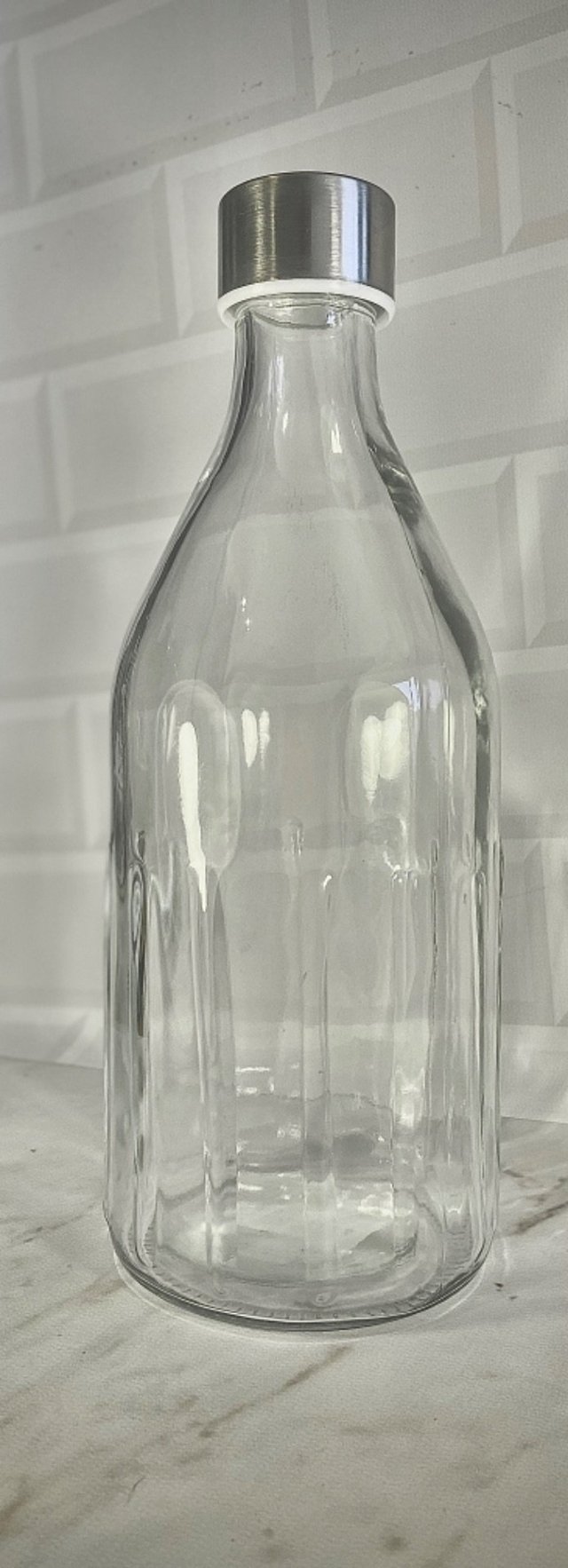 Jarra de vidrio con tapa de acero inoxidable, jarra segura para estufa de  alta resistencia al calor para agua fría/caliente y té helado (40.6 fl oz