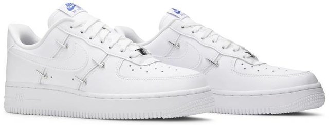 T nis Wmns Air Force 1 07 LX Sisterhood White Metallic Silver