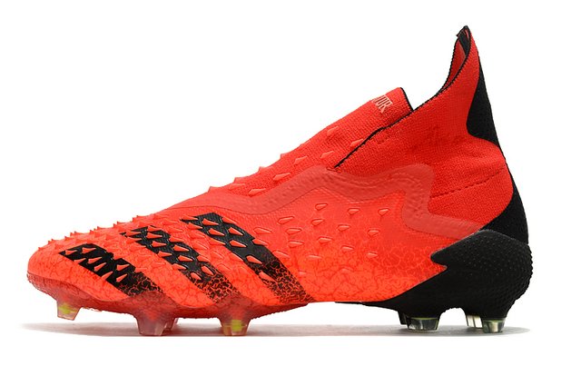 Chuteira Campo Adidas Predator Freak+ Laranja