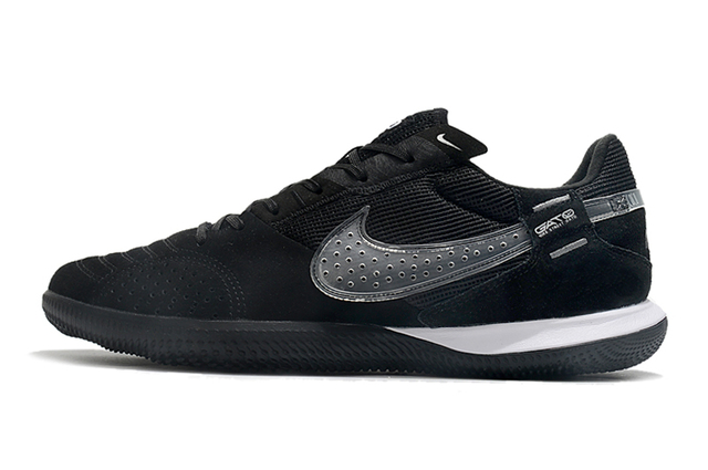Nike street gato cheap