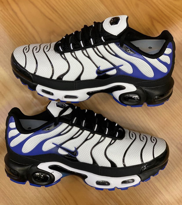 AIR MAX TN -BRANCO/AZUL (EDIÇÃO LIMITADA)