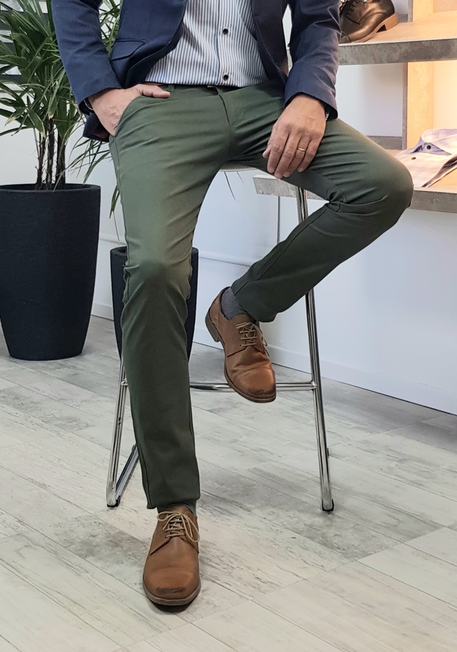 Pantalon chino verde hombre hotsell