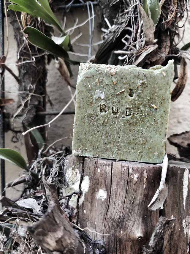 Jabón de Ruda - Comprar en Selva Cosmética Natural