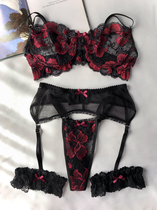 Conjunto Persefone con Portaligas Sin Ligas