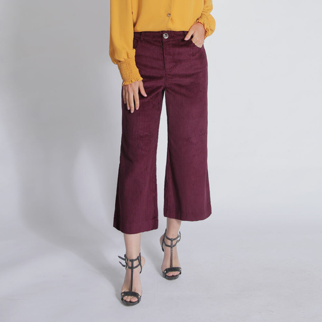 Calça pantacourt veludo sales