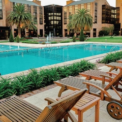 Jardines - Sheraton Pilar Hotel & Convention Center