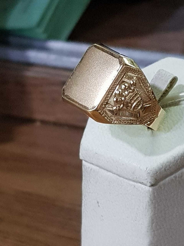 Anillo De Oro 18 Klts Sello Con Corona, Para Grabar