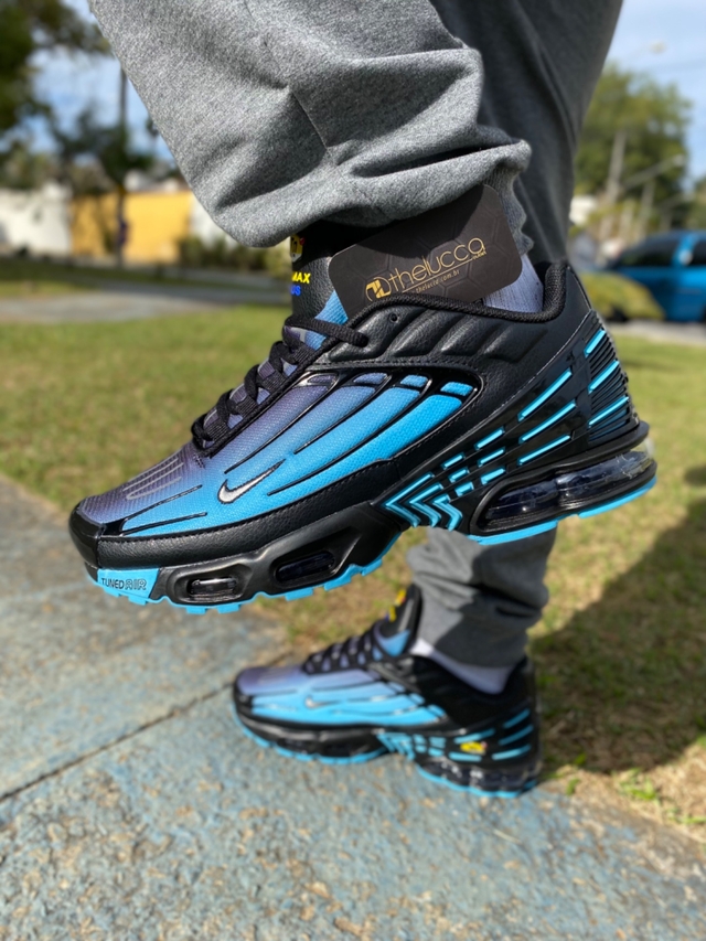 Nike tn sales triple grey