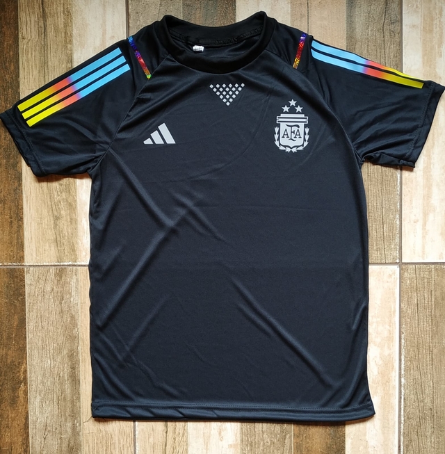Remera AFA calentamiento 2023 Negra