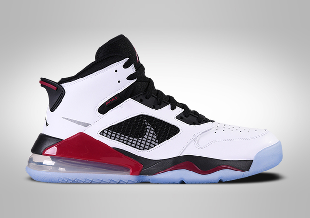 Nike deals mars 270