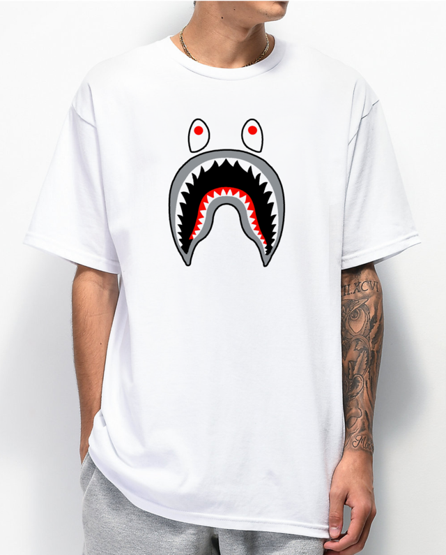 CAMISETA A BATHING ''BAPE'' SHARK - STREET MARCAS