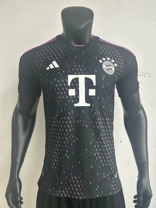 Camisa Bayern De Munique II 2023/2024 Versão Jogador - Preto e Roxo