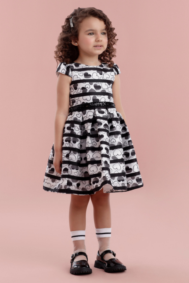 Vestido preto para crianças sales