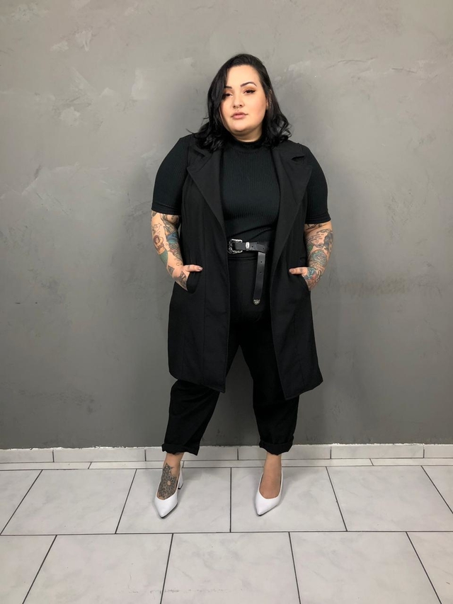 Colete preto alongado Plus Size