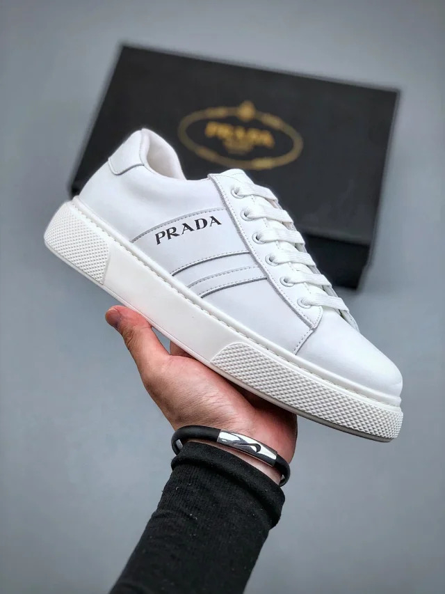 Tenis Prada