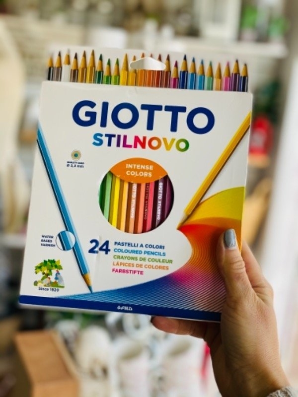 Crayons de couleurs giotto stilnovo par 24 Giotto