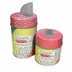 Latas x2 azúcar y yerba con dosificador diseños en internet