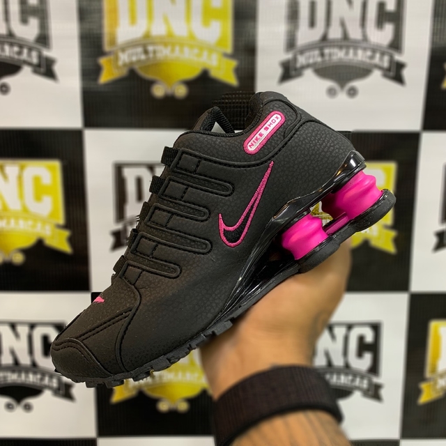 NIKE SHOX NZ 4 MOLAS - PRETO/ROSA - DNC Multimarcas