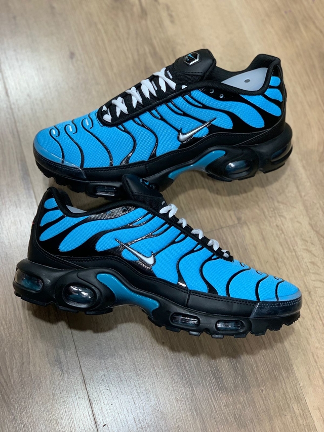 NIKE- AIR MAX TN PLUS - AZUL BEBÊ/PRETO