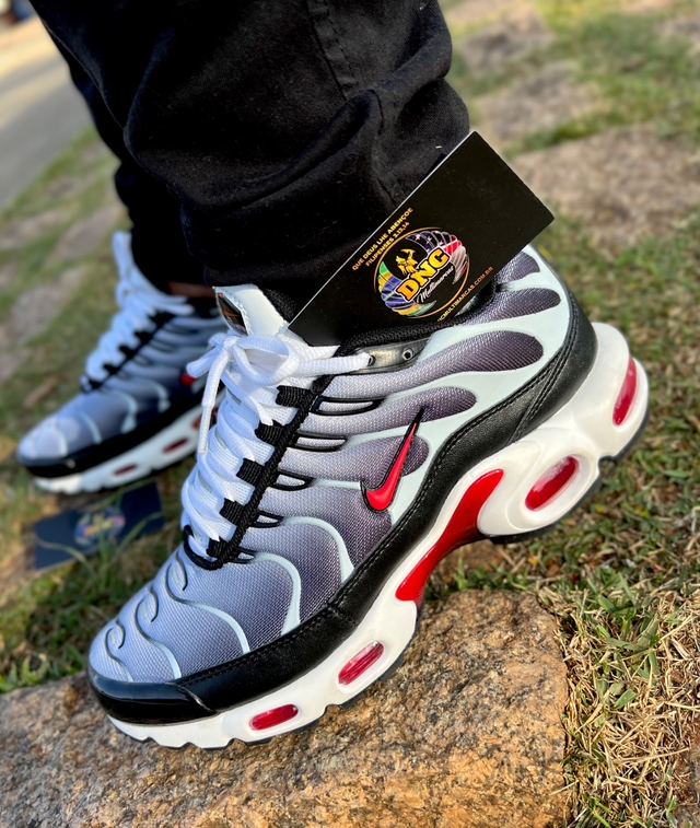 NIKE- AIR MAX TN PLUS - BRANCO/CINZA/VERMELHO