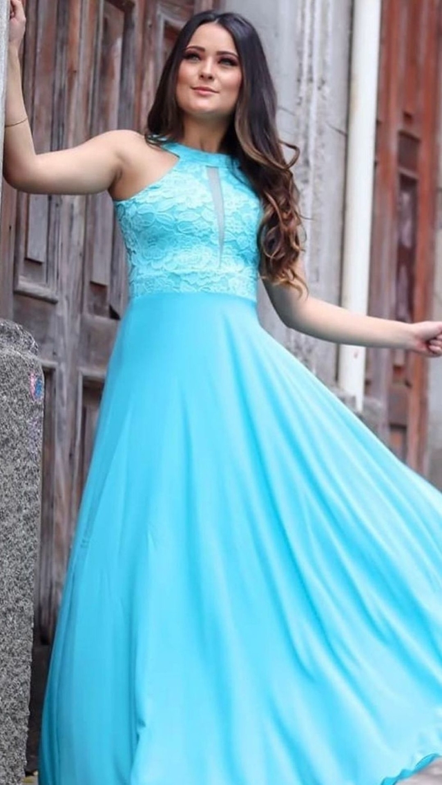 Vestido Longo Azul Tiffany Nicole Com Decote